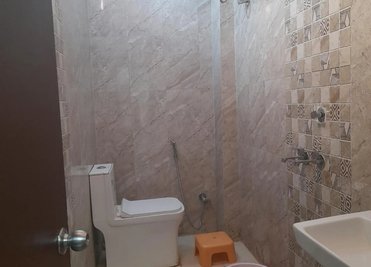 Hotel Parv Varanasi