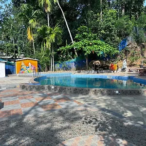 Karmaliz Casa Del , Chavara India